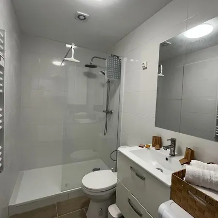 Cosy Apartment With Swimming Pool Apartamento Hyères